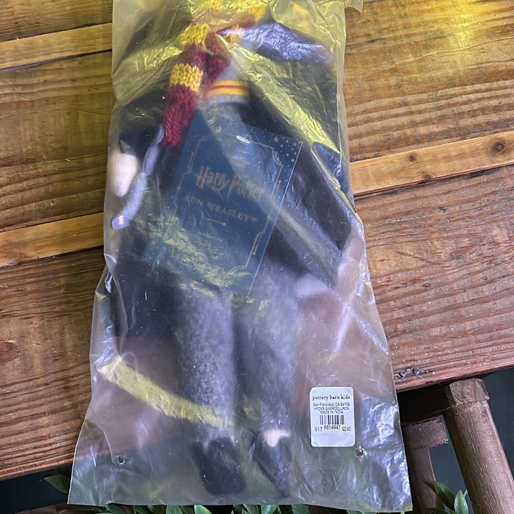 Pottery Barn Kids Ron Weasley Designer Doll BNWT - Picture 6 of 6